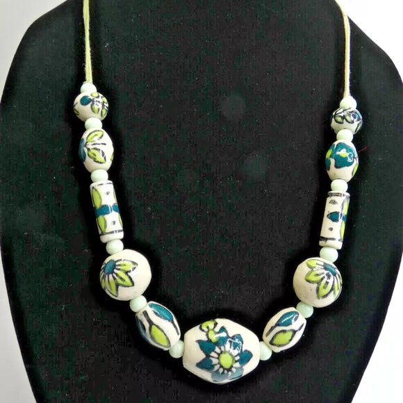 Ceramic Bead Necklace 26" Graduated sizes Round Long Flowers White Cords - Picture 1 of 6